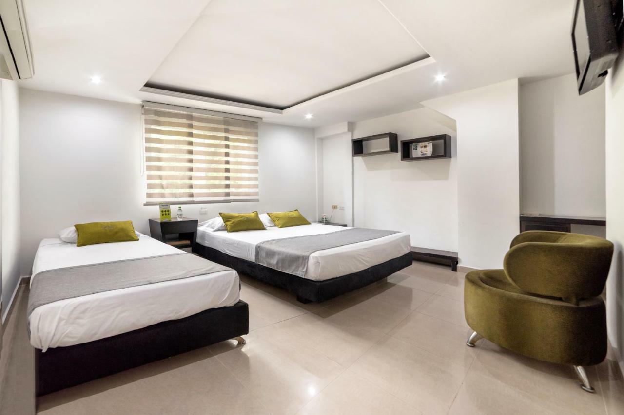 Ayenda 1236 Platinum Plaza Hotel เมเดยิน ภายนอก รูปภาพ